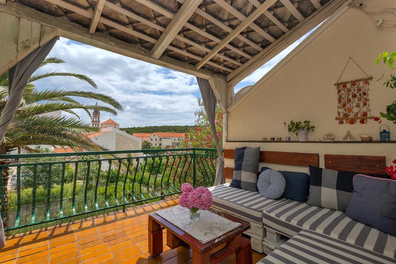 Apartman Montana Makarska Bagian luar foto