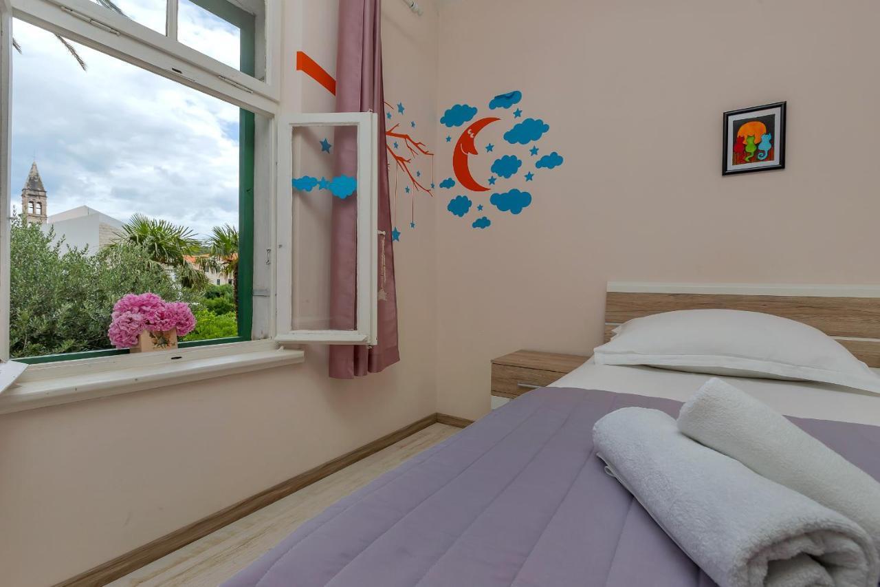 Apartman Montana Makarska Bagian luar foto