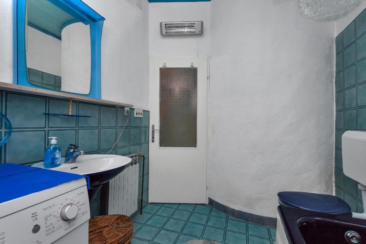 Apartman Montana Makarska Bagian luar foto