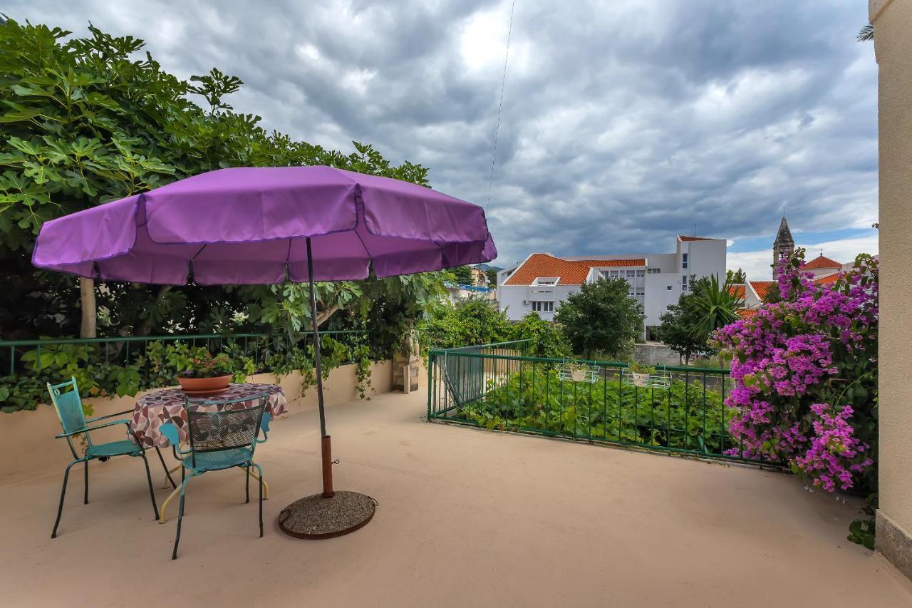 Apartman Montana Makarska Bagian luar foto